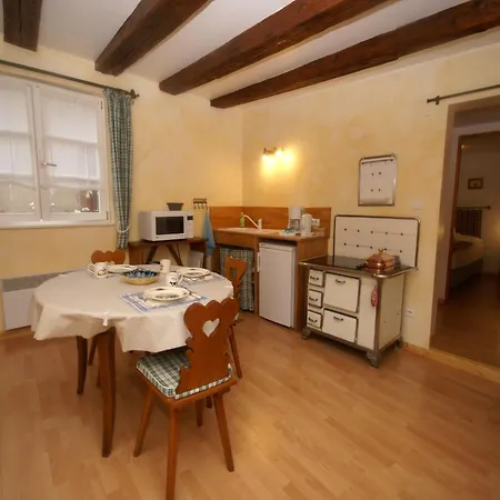 An In A 17th Century Wine Grower S House Appartamento Riquewihr