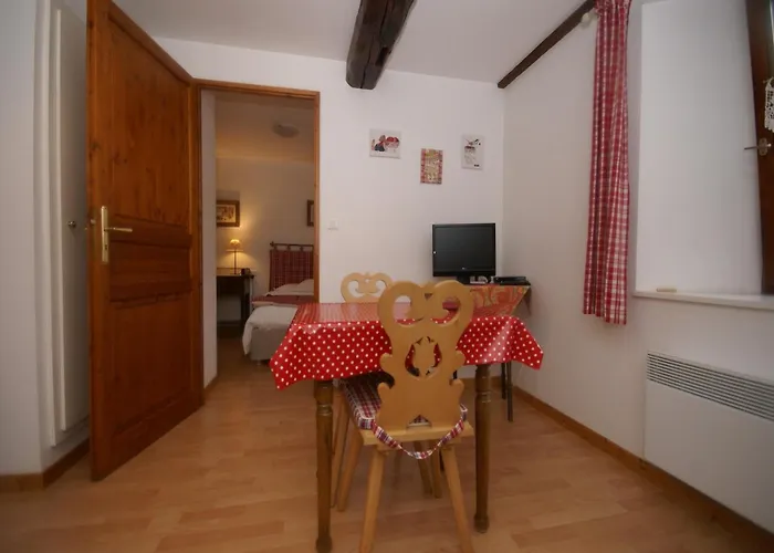 An Apartment In A 17Th Century Wine Grower S House