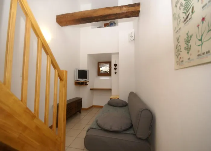 An Apartment In A 17Th Century Wine Grower S House 아파트