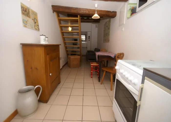 아파트 An Apartment In A 17Th Century Wine Grower S House