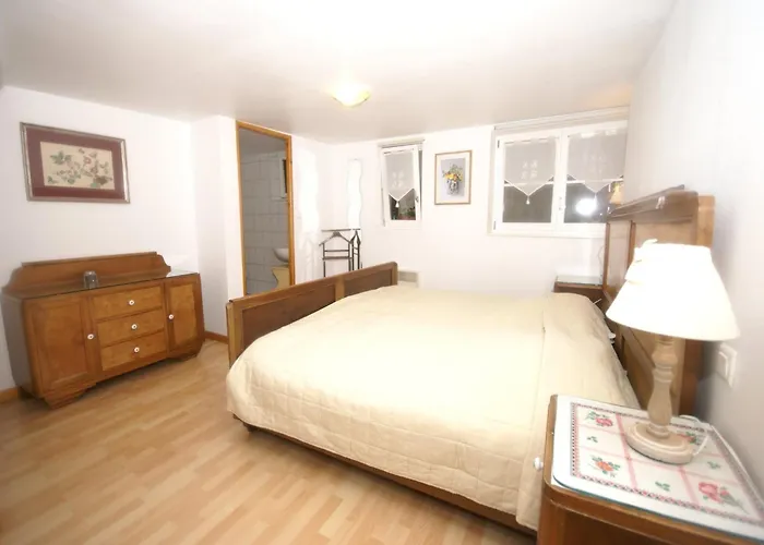 An Apartment In A 17Th Century Wine Grower S House 아파트 리크위르